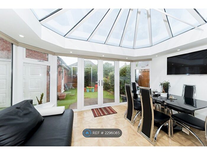 3 Bedroom Semi-Detached House To Rent In Fuchsia Grove, Shinfield, Reading, RG2