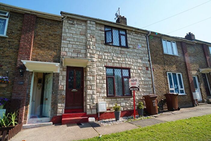 3 Bedroom Terraced House To Rent In Darnley Road, Rochester, ME2