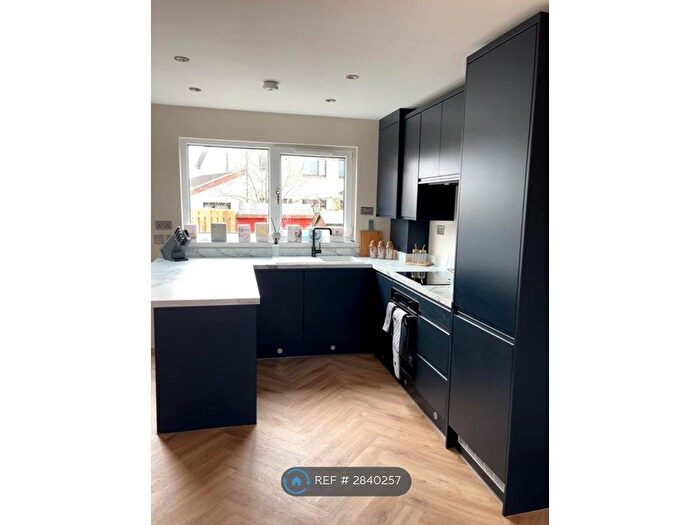 2 Bedroom Terraced House To Rent In Locherburn Place, Houston, PA6