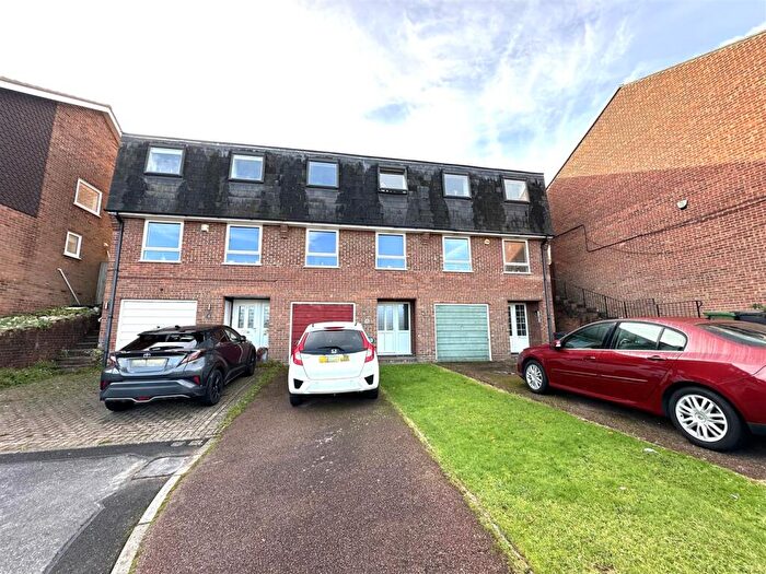 3 Bedroom Terraced House To Rent In Downside Close, Eastbourne, BN20