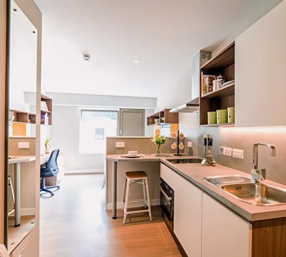 1 Bedroom Flat To Rent In Calton Road, Edinburgh, EH8