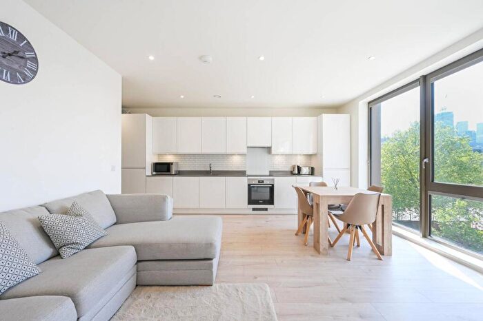 2 Bedroom Flat For Sale In Flour Millers House, , Docklands, London, E14