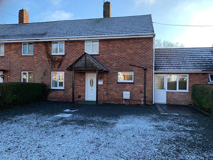 3 Bedroom Semi-Detached House To Rent In Tor-O-Moor Road, Woodhall Spa, LN10