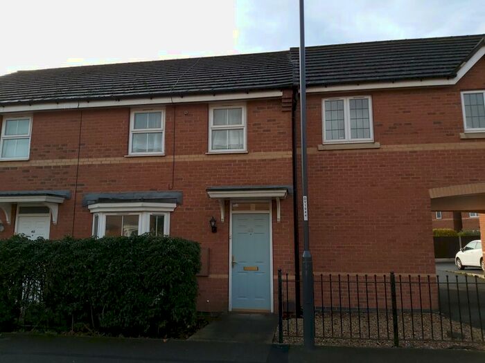 3 Bedroom Semi-Detached House To Rent In Avonmouth Drive, Alvaston, Derby, DE24
