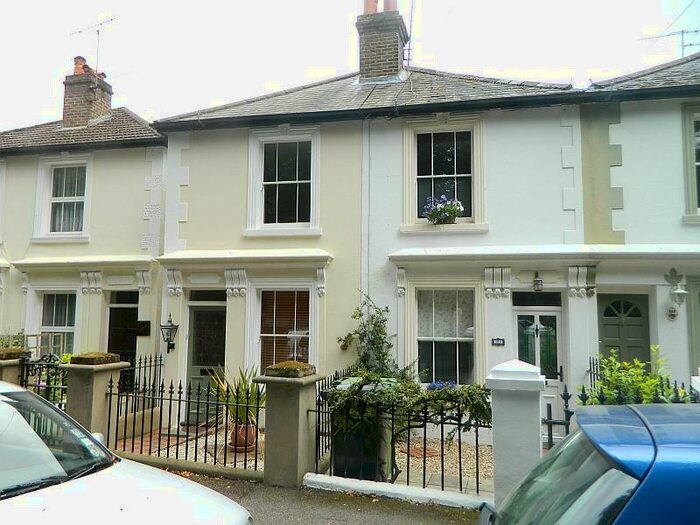 2 Bedroom End Of Terrace House To Rent In Poplar Road, Leatherhead, Leatherhead, KT22