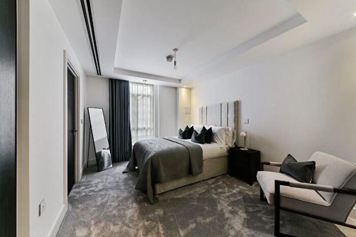2 Bedroom Apartment To Rent In Hampstead Reach, Chandos Way, London, NW11