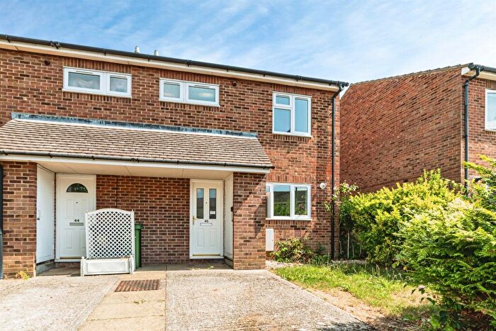 2 Bedroom Terraced House For Sale In Bernstein Road, Basingstoke, RG22