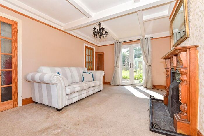 3 Bedroom Semi-Detached House For Sale In North View, Hersden, Canterbury, Kent, CT3