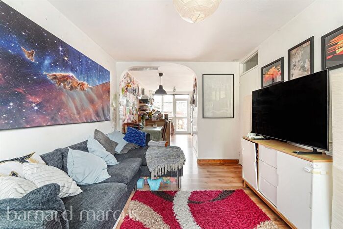 3 Bedroom Terraced House For Sale In Arabella Drive, London, SW15