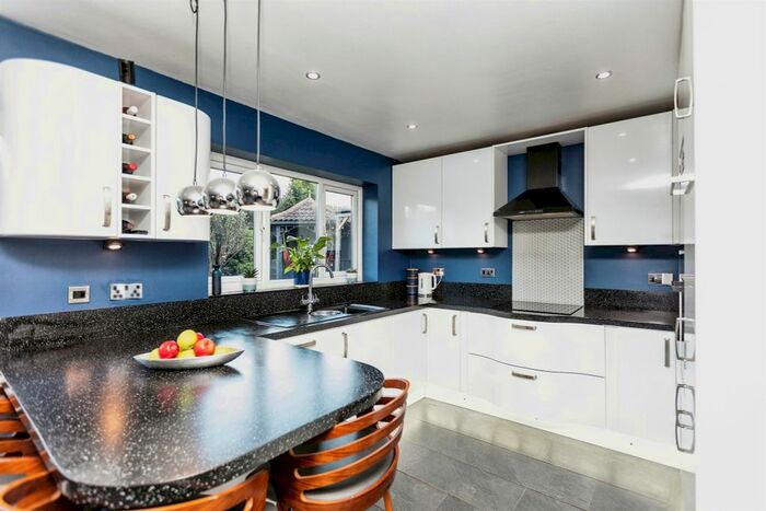 4 Bedroom Detached House For Sale In Tabard Road, Eggborough, Goole, DN14