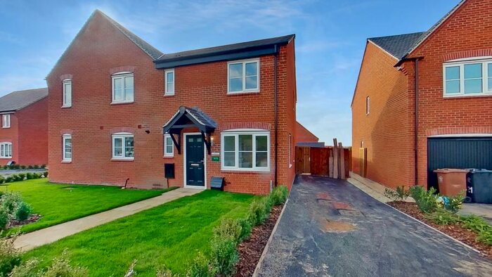 3 Bedroom Semi-Detached House To Rent In Rochester Close, Chellaston, Derby, Derbyshire, DE73