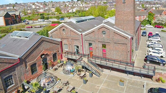 1 Bedroom Maisonette For Sale In Hood Road, Barry, CF62