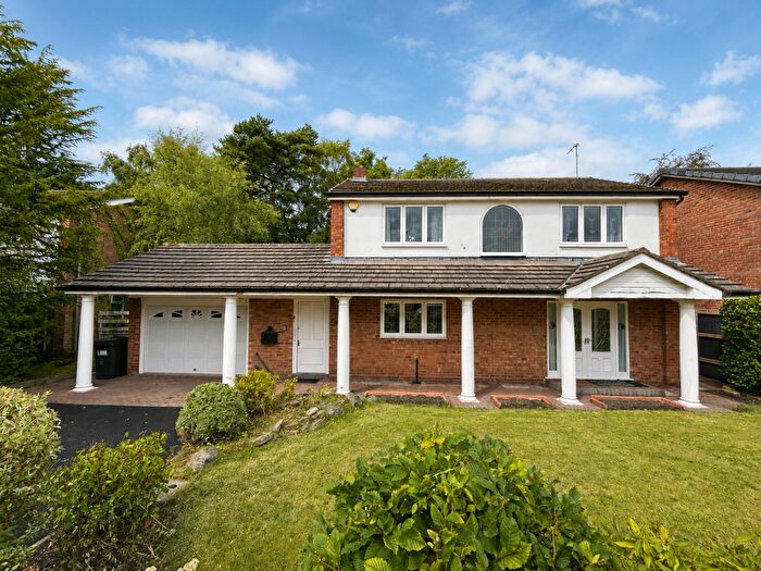 4 Bedroom Detached House For Sale In Windermere Drive, Alderley Edge, SK9