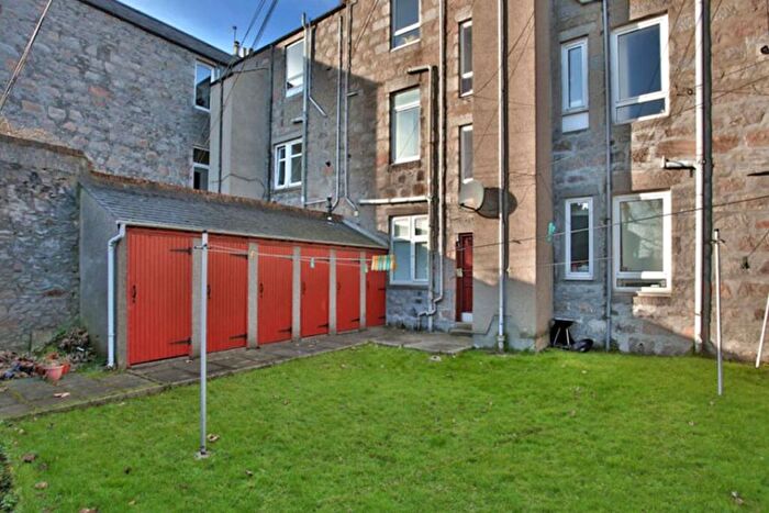 1 Bedroom Flat For Sale In A, Wallfield Crescent, Tenanted Investment, Rosemount, Aberdeen, AB25