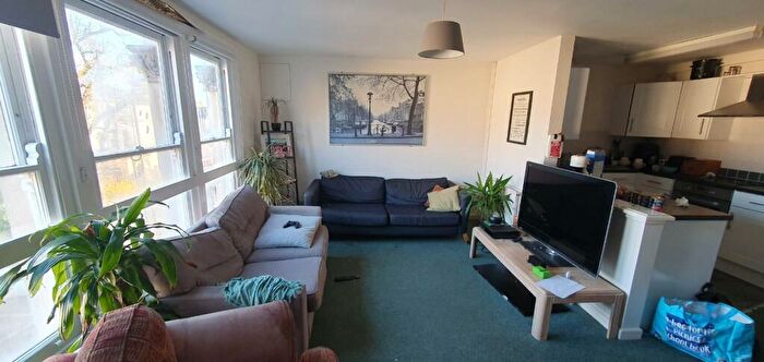 4 Bedroom Flat To Rent In Hurle Road, Bristol, BS8