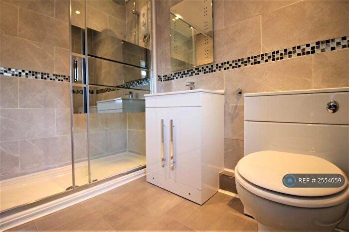 3 Bedroom Terraced House To Rent In Hillend Road, Manchester, M23