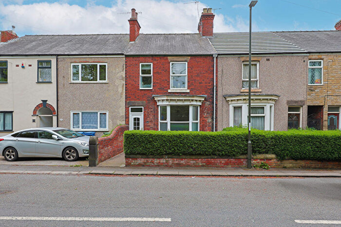 3 Bedroom Terraced House For Sale In Old Hall Road, Brampton, Chesterfield, S40