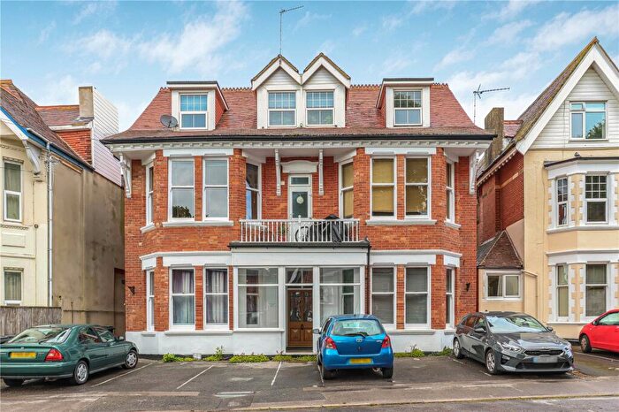 1 Bedroom Apartment For Sale In Glen Road, Boscombe Spa, Bournemouth, BH5