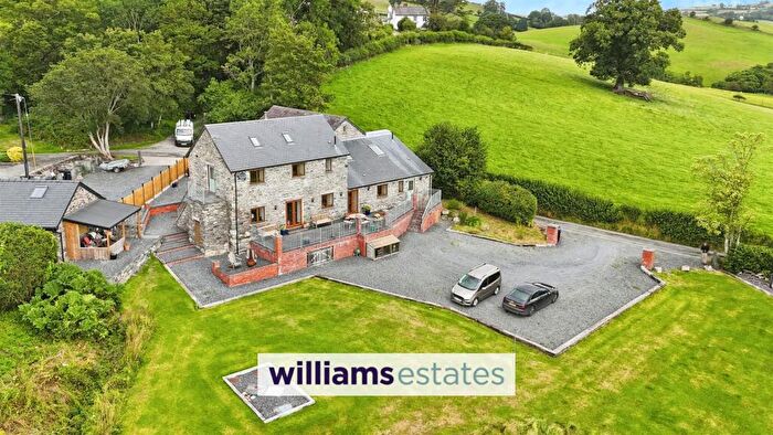 5 Bedroom House For Sale In Pencoed, Corwen, LL21