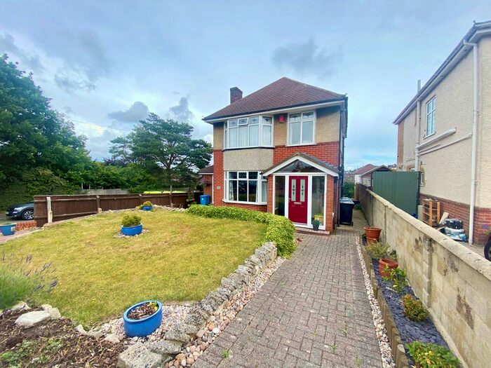 3 Bedroom Detached House To Rent In Burley Road, Parkstone, Poole, Dorset, BH12