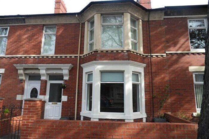 2 Bedroom Flat To Rent In Waverley Avenue, Whitley Bay, NE25