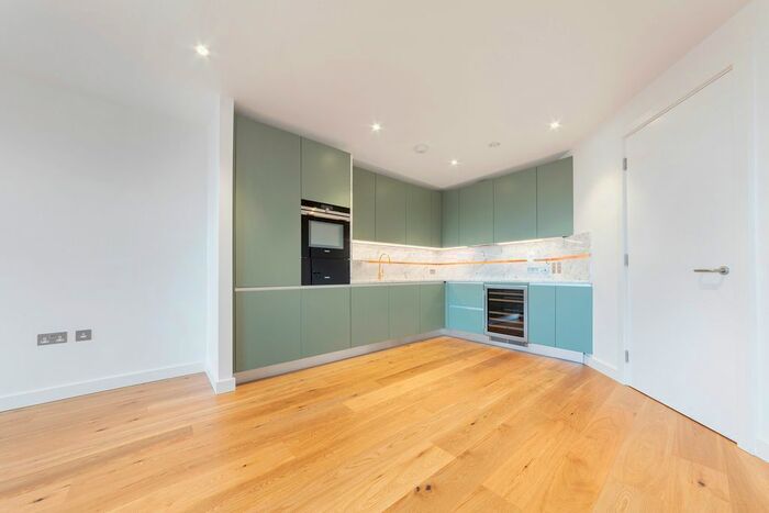 2 Bedroom Flat To Rent In Esther Anne Place, London, N1