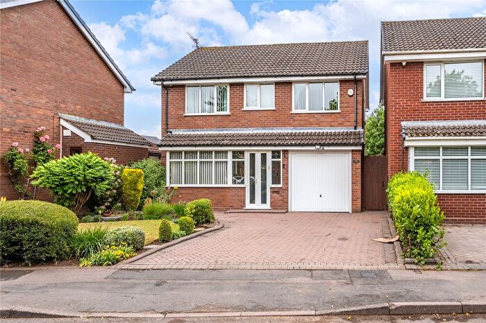 4 Bedroom Detached House For Sale In Brook House Lane, Featherstone, Wolverhampton, Staffordshire, WV10