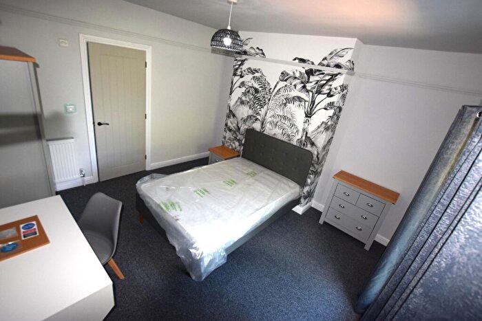 Studio To Rent In Watkin Terrace, Abington, Northampton, NN1