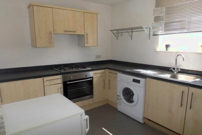 1 Bedroom Flat To Rent In Dickens Road, Ipswich, IP2