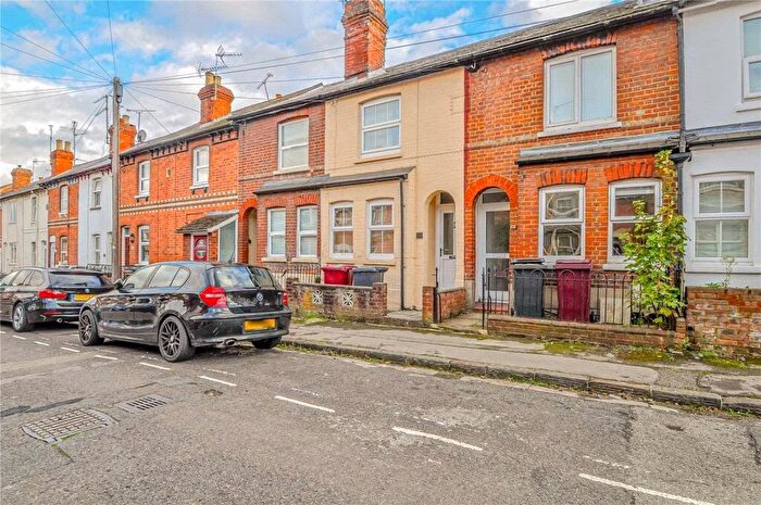 3 Bedroom Terraced House For Sale In Edgehill Street, Reading, Berkshire, RG1