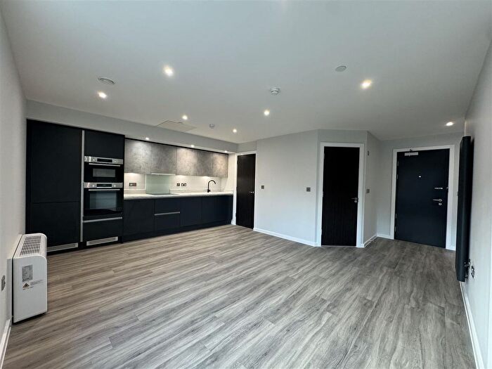 2 Bedroom Flat To Rent In Caversham Road, Reading, RG1