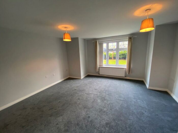 2 Bedroom Flat To Rent In Kenton Lane, Gosforth, NE3