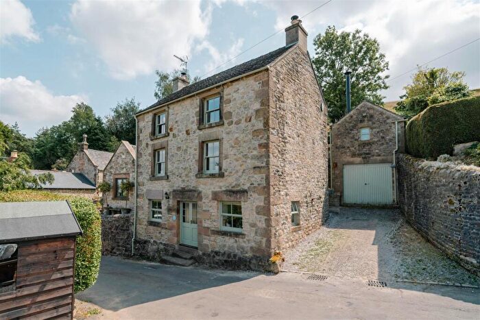 3 Bedroom Detached House For Sale In East Bank, Winster, DE4