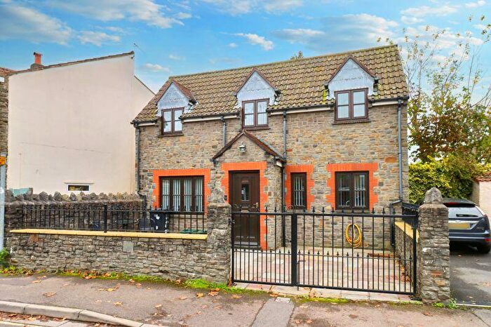 2 Bedroom Cottage To Rent In Griffin Road, Clevedon, BS21