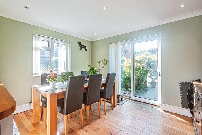 4 Bedroom Detached House For Sale In Ramptons Meadow, Tadley, Hampshire, RG26