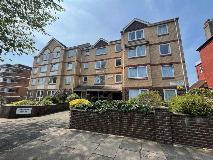 1 Bedroom Flat To Rent In The Drive, Hove, BN3