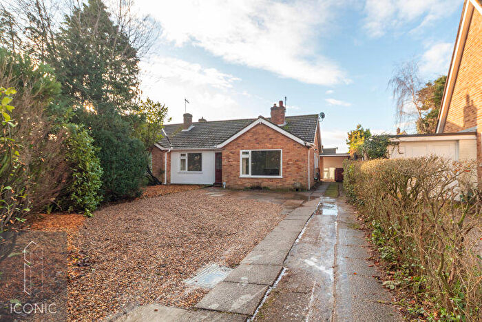 3 Bedroom Semi-Detached Bungalow To Rent In Lloyd Road, Taverham, Norwich, NR8