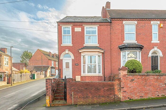 3 Bedroom Semi Detached House For Sale In Furlong Lane, Halesowen, B63