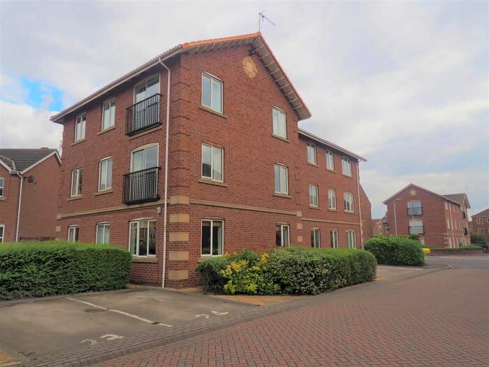2 Bedroom Flat To Rent In Galleon Court, Victoria Dock, Hull HU9