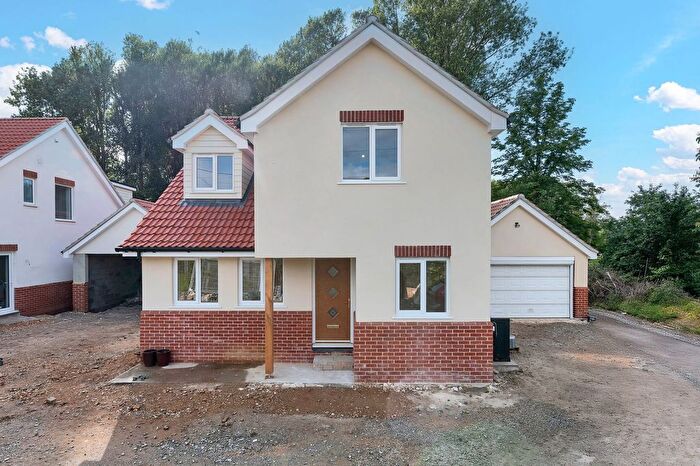 4 Bedroom Detached House For Sale In Hopton Road, Garboldisham, IP22