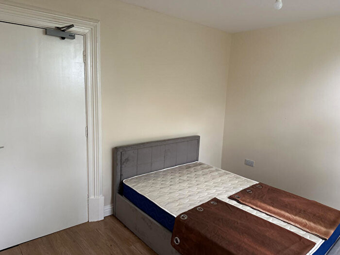 2 Bedroom Flat To Rent In Oxford Road, Bodicote, Banbury, OX15