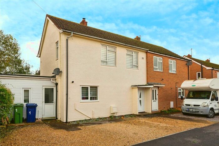 3 Bedroom Semi-Detached House For Sale In Bryerland Road, Witcombe, Gloucester, Gloucestershire, GL3