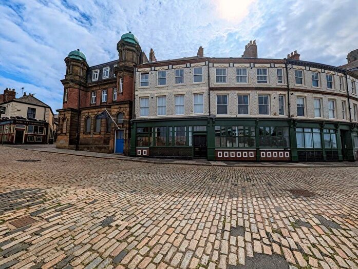 2 Bedroom Flat For Sale In Mill Dam, South Shields, NE33