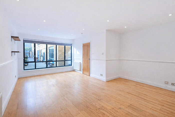 5 Bedroom Mews For Sale In Carly Mews, London, E2