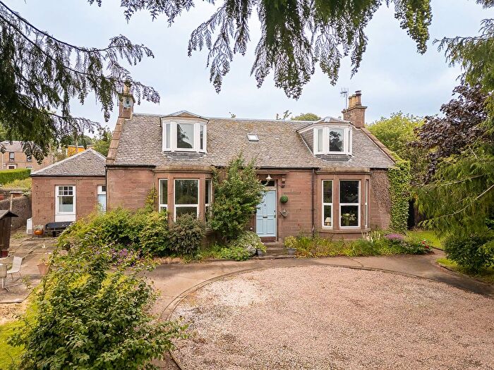 6 Bedroom Detached House For Sale In Bright Street, Dundee, Angus, DD2