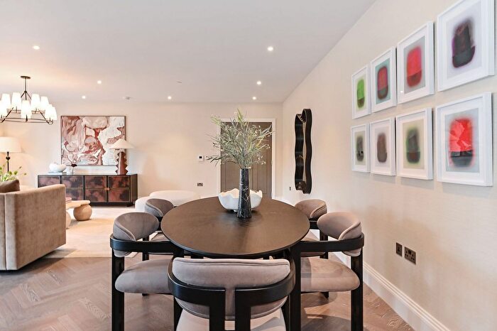 3 Bedroom Flat To Rent In Marylebone Mansions, Molyneux Street, W1H