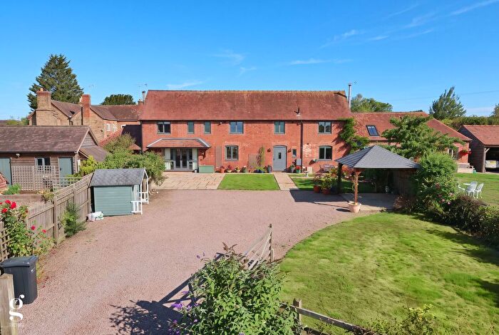 3 Bedroom Barn Conversion For Sale In Acton Beauchamp, WR6