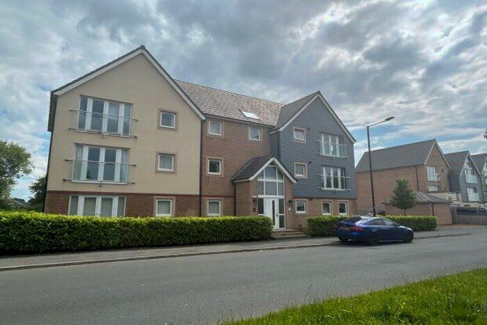 2 Bedroom Flat To Rent In New Quay Road, Lancaster, LA1