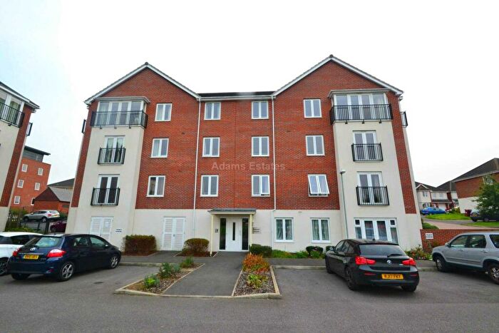 2 Bedroom Apartment To Rent In Regis Park, Earley, RG6