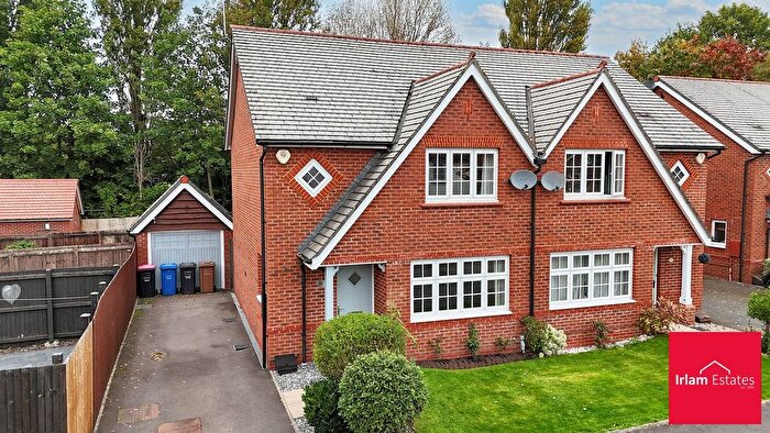 3 Bedroom Semi-detached House For Sale In Roseway Avenue, Cadishead, M44